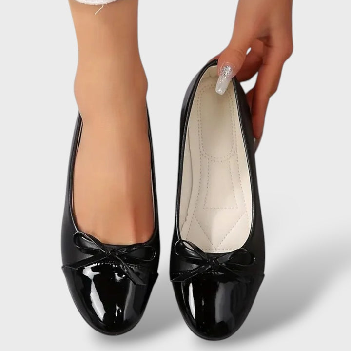 Damen Ballerina mit Schleife, Slip-on, flache Sohle, Vorderansicht