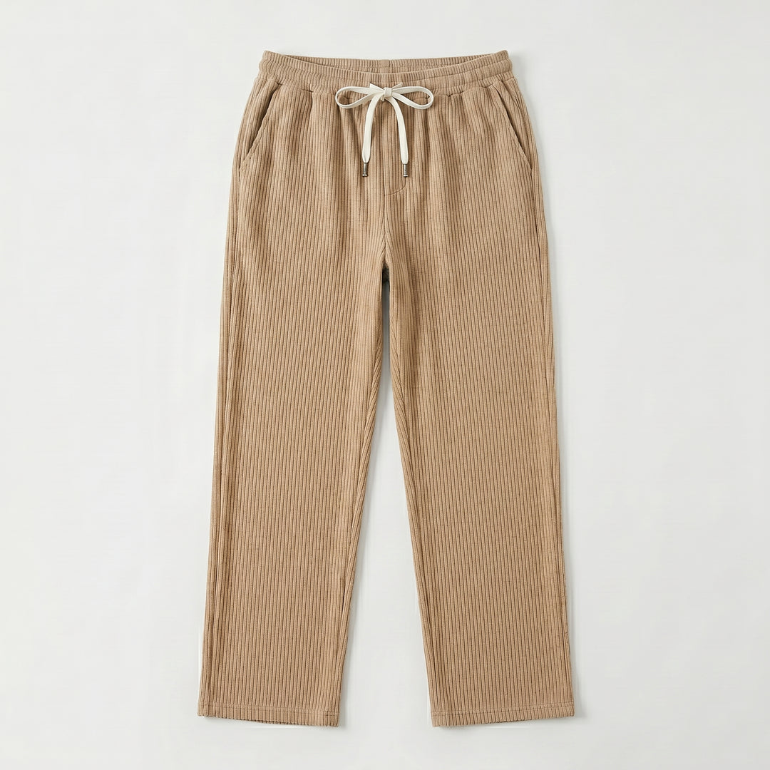 Herren Cordhose in Khaki mit Kordelzug und Eingrifftaschen, Vorderansicht ohne Model