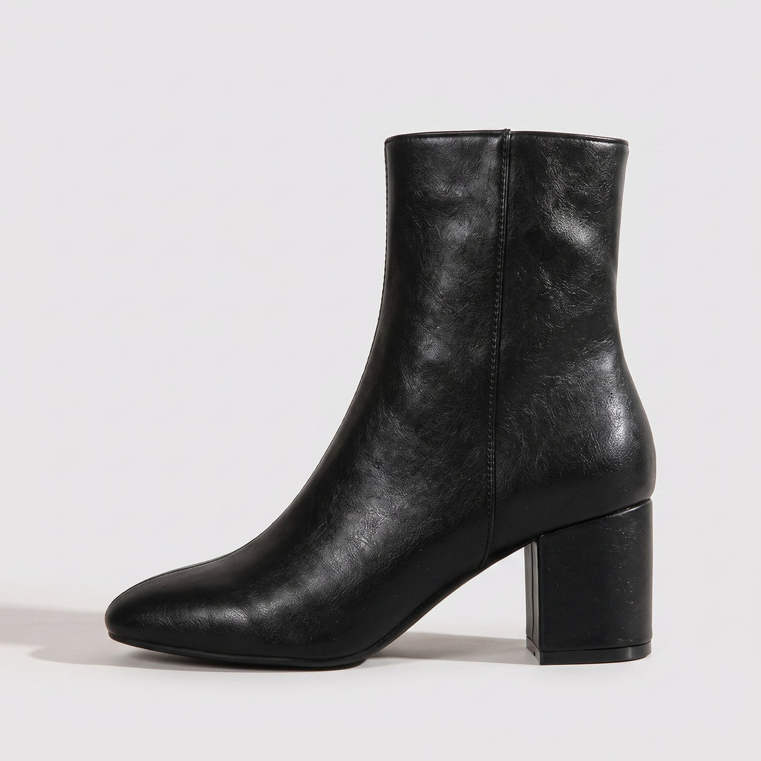 Schwarze Stiefelette mit Blockabsatz und seitlichem Reißverschluss – Seitenansicht