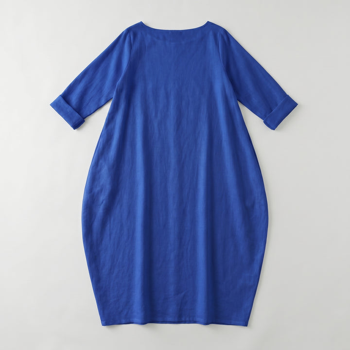 Blaues Maxikleid mit Ballonform und 3/4-Arm, Draufsicht