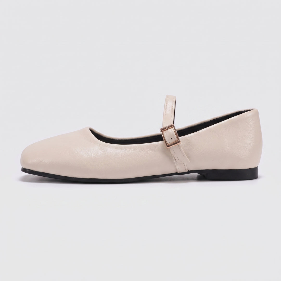 Mary-Jane-Ballerina Creme, eckige Spitze, goldfarbene Schnalle – Seitenansicht