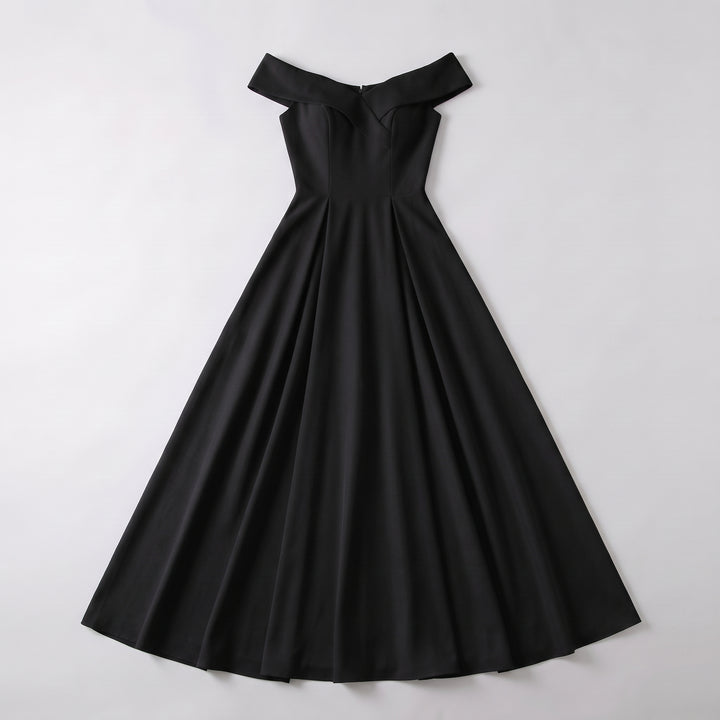 Schwarzes Off-Shoulder Abendkleid in A-Linie, Flat-Lay Vorderansicht