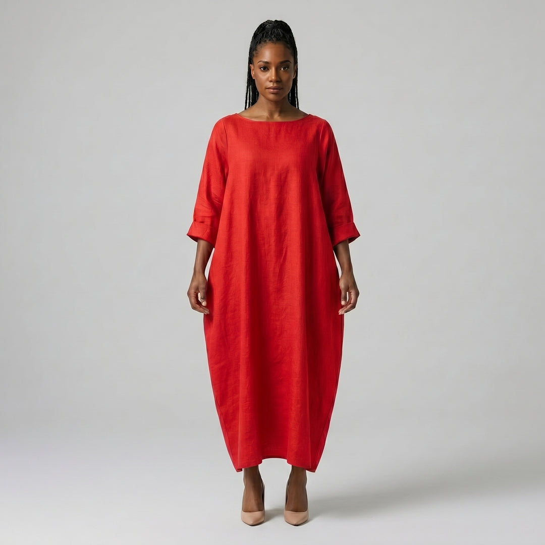 Rotes Maxikleid mit Ballonform, 3/4-Arm und Rundhals, Vorderansicht