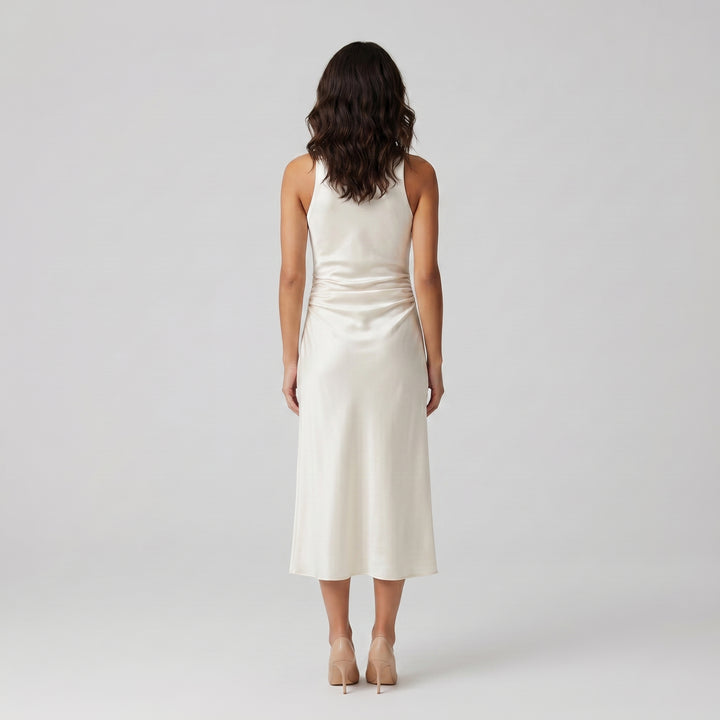 Satin Slip Midikleid Creme, elegante Silhouette, Seitenansicht