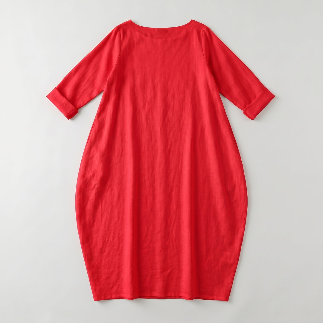 Rotes Maxikleid mit Ballonform und 3/4-Arm, Draufsicht