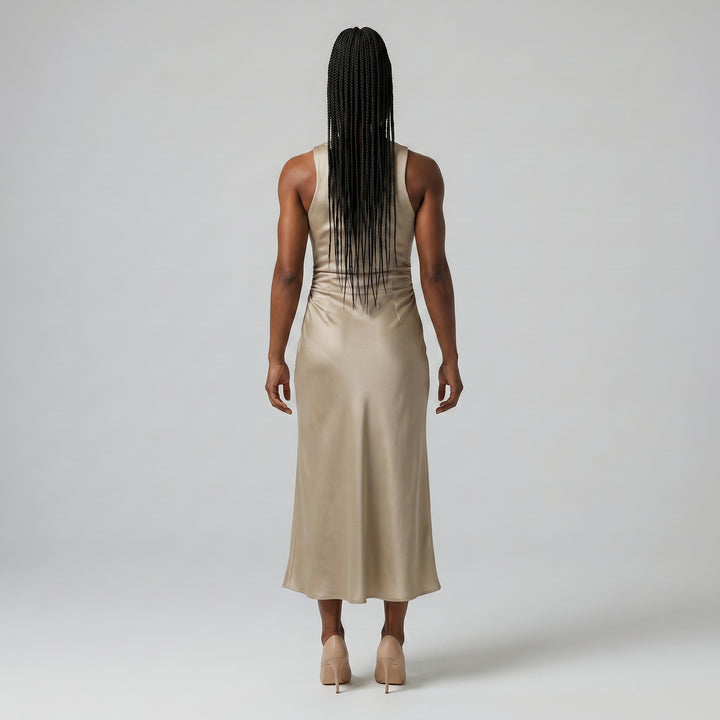 Satin Slip Kleid Beige, elegante Rückseite mit Spaghettiträgern, Rückenansicht