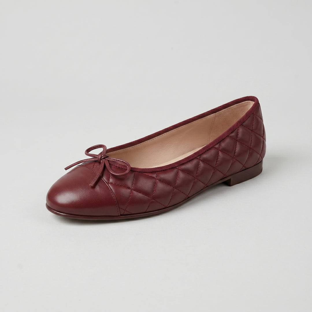 Bordeaux Ballerina Rautensteppung Schleife Schrägsicht