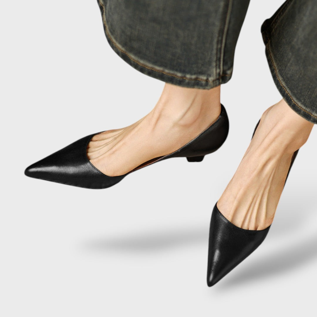 Cremefarbene spitze Pumps mit elegantem Thin Heel, Produktansicht