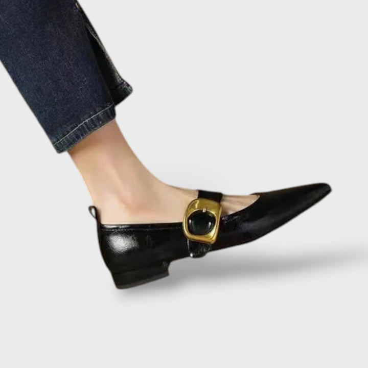 Schwarze Mary Jane Flats mit Schnallenriemen, Produktansicht