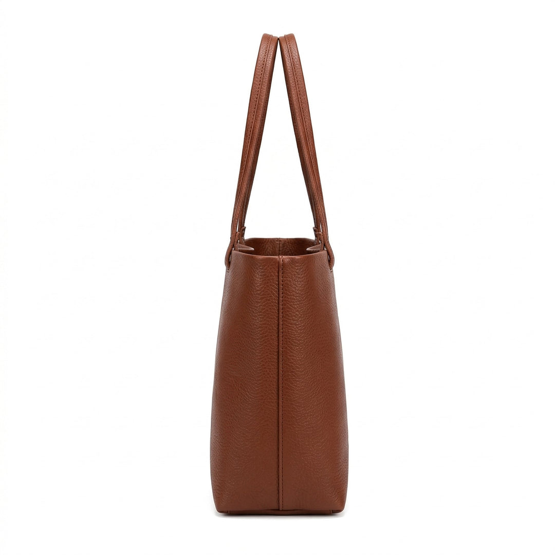 Shopper Tote Bag in Hellbraun, Seitenansicht mit Tiefe