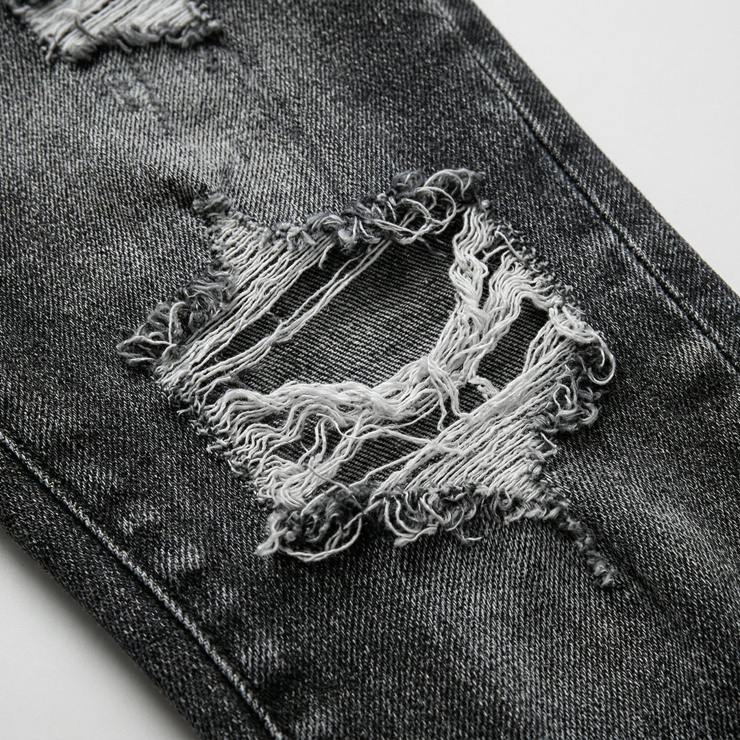 Nahaufnahme Destroyed-Detail ausgefranst, schwarz gewaschen