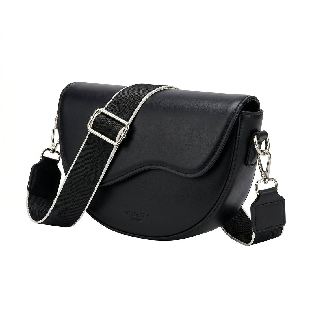 Satteltasche Schwarz mit gestreiftem Breitgurt und silberner Hardware
