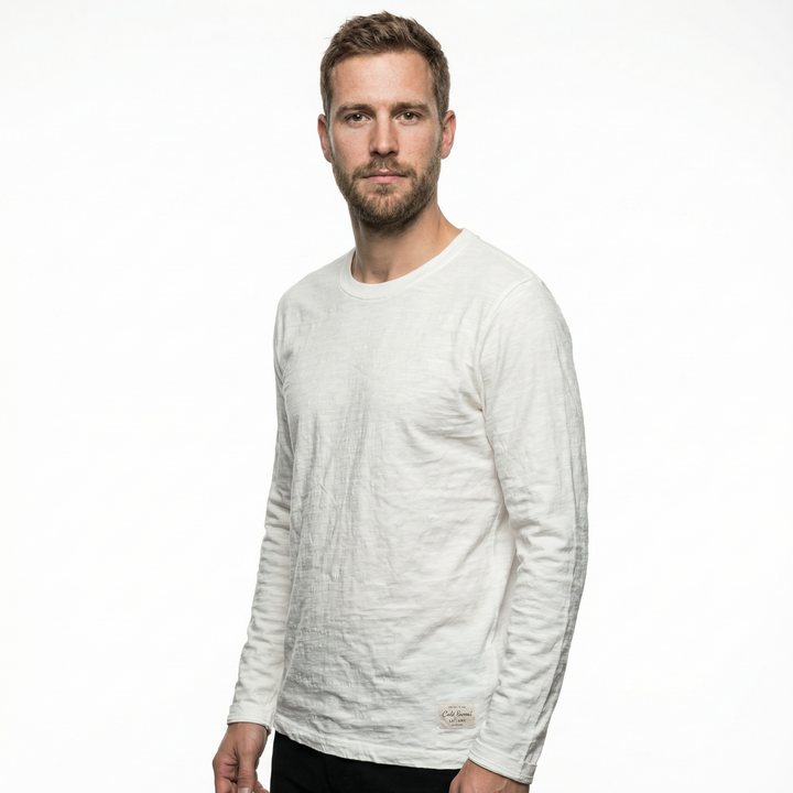 Herren Baumwoll-Langarmshirt in Weiß, Seitenansicht, leichte Slub-Textur sichtbar