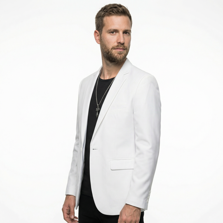 Herren Slim Fit Blazer in Weiß, Seitenansicht am Model