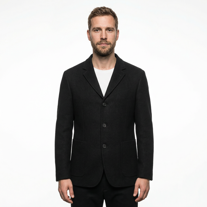 Herren Slim-Fit Blazer in Schwarz, einreihig mit drei Knöpfen, Vorderansicht