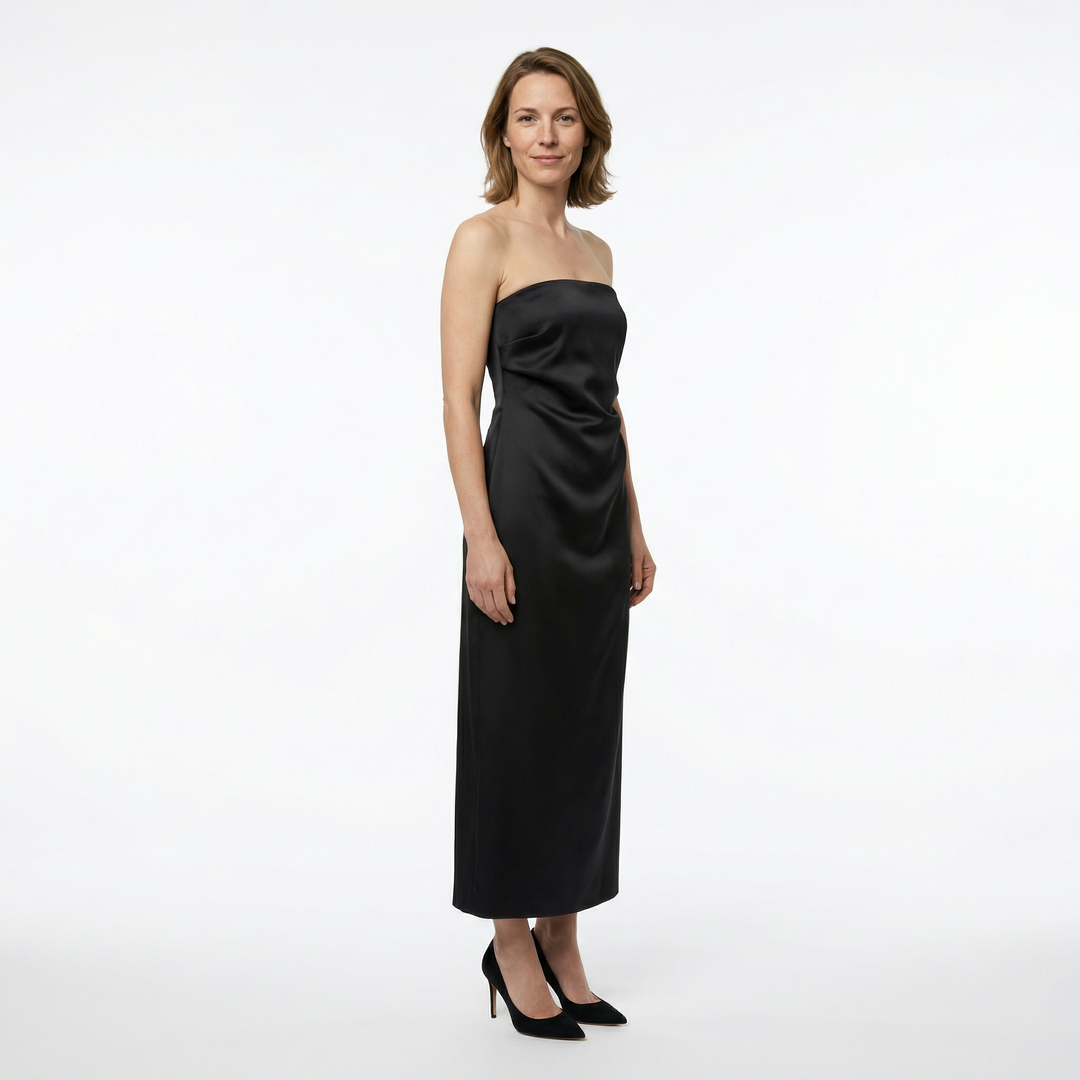 Schwarzes Bandeau-Midikleid in Satin-Optik, Dreiviertelansicht