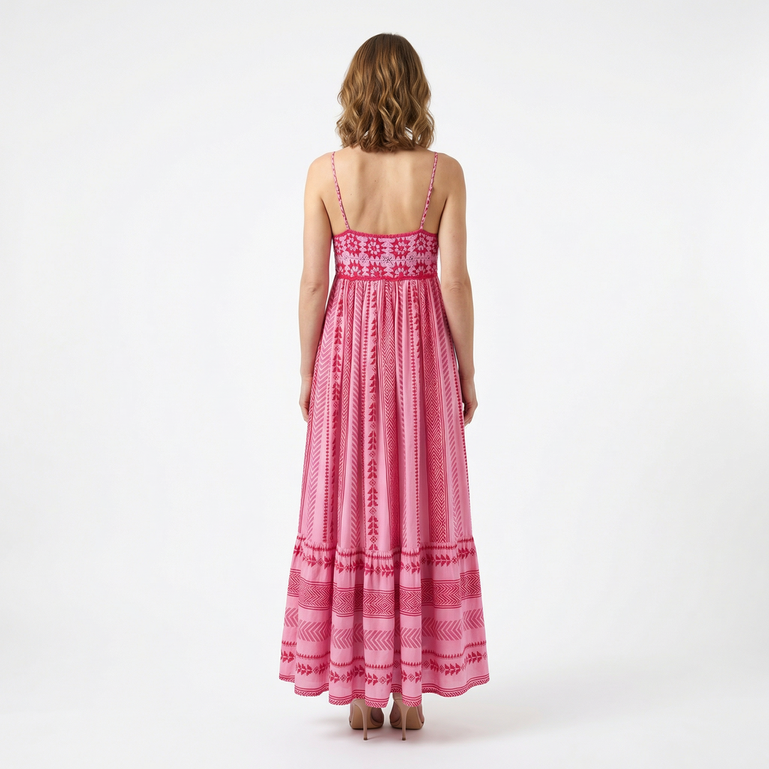 Boho-Maxikleid in Rosa-Rot, offener Rücken mit Spaghettiträgern, Rückenansicht