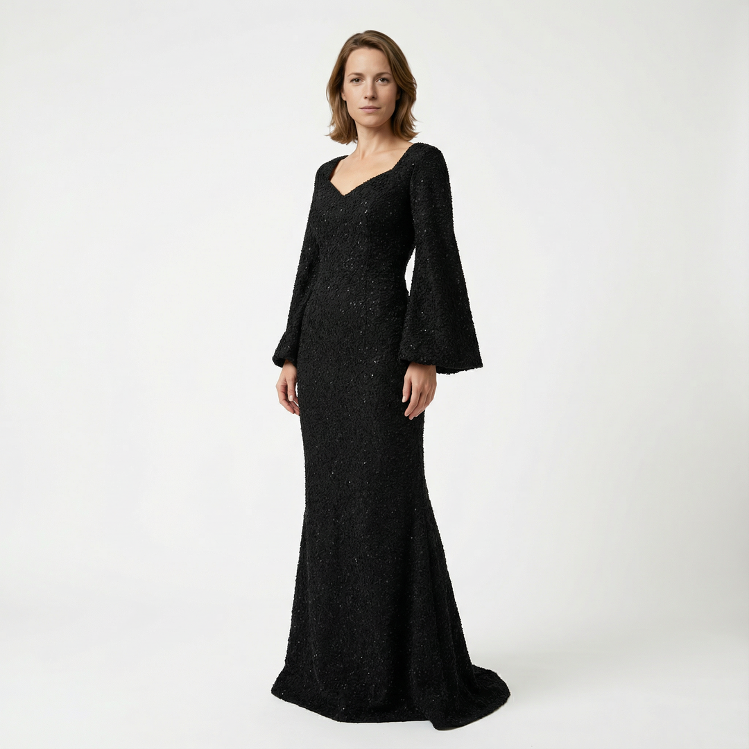 Damen Pailletten Maxikleid mit V-Ausschnitt und Glockenärmeln, Vorderansicht am Model