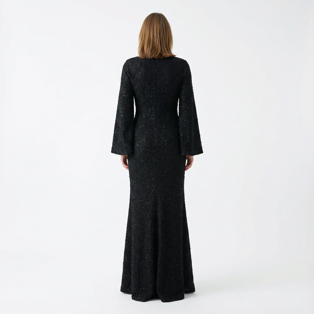 Rückenansicht Damen Pailletten Abendkleid, ausgestellte Ärmel und Meerjungfrau-Saum sichtbar