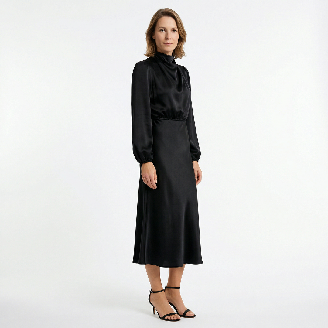 Damen Satin Midi Kleid in Schwarz, Seitenansicht mit ausgestelltem Midi-Rock