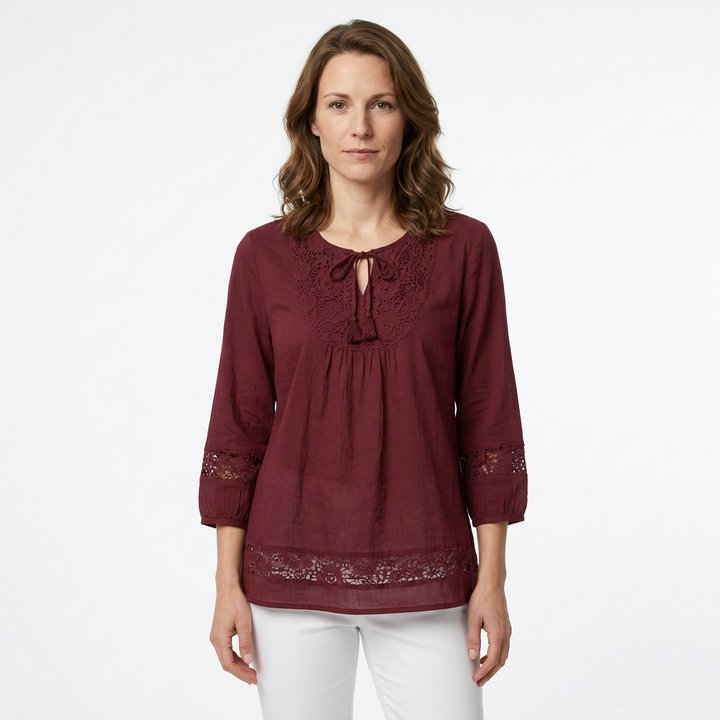 Weinrote Boho-Tunika mit Spitzendetails, Rückenansicht