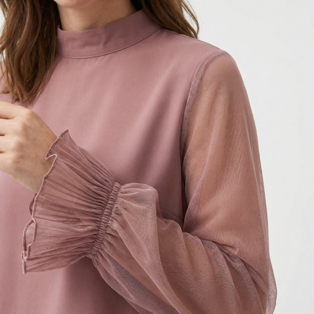 Detailansicht Rüschen und Stehkragen, Chiffon-Bluse Altrosa