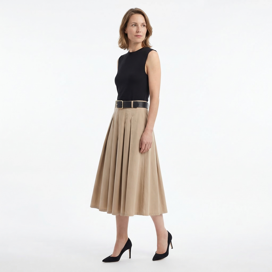 Ärmelloses Midikleid mit fließendem Plisseestoff in Schwarz-Khaki, Seitenansicht