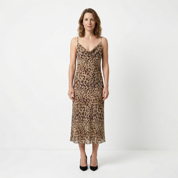 Langes Neckholder-Maxikleid mit Leopardenmuster, Frontansicht