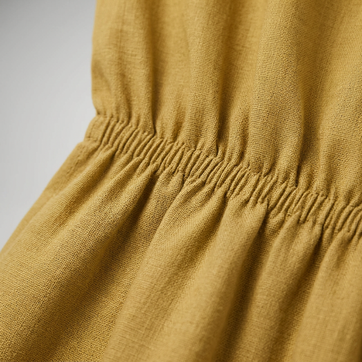 Detailaufnahme Taillenbund mit elastischer Raffung
