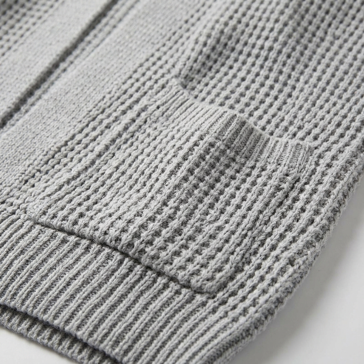 Damen Cardigan in Grau, Detailaufnahme Waffelstrick und Tasche