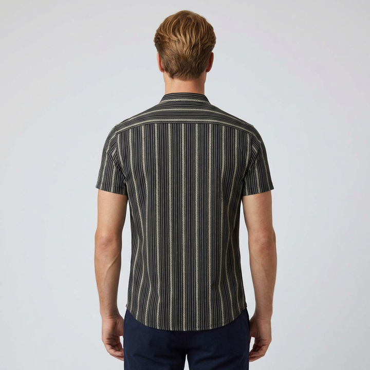 Herren Streifenhemd mit Stehkragen, schwarz-beige, Rückenansicht