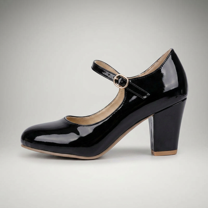 Schwarze Lackpumps mit Blockabsatz, Seitenansicht