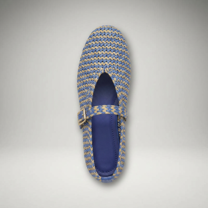 Draufsicht auf den Mary Jane Slipper in Blau-Beige mit Kreuzschnalle