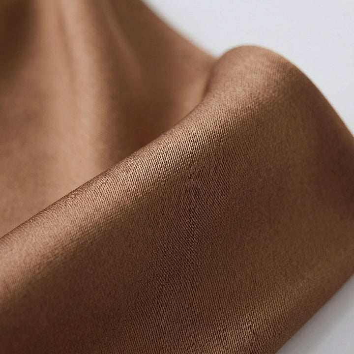Extreme Nahaufnahme Satin-Stoff in Khaki, Webstruktur sichtbar