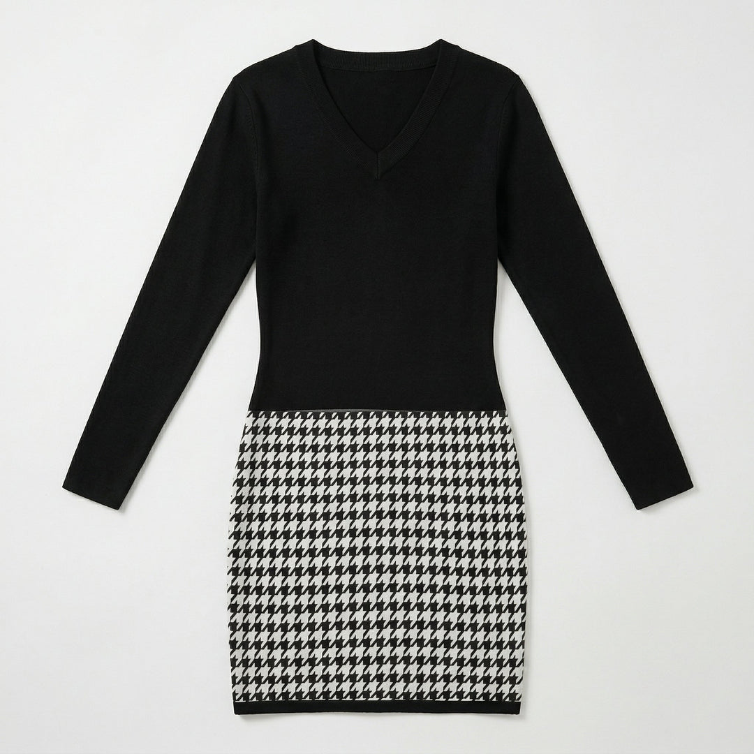 Minikleid liegend, V-Ausschnitt und Hahnentritt-Rock von vorne