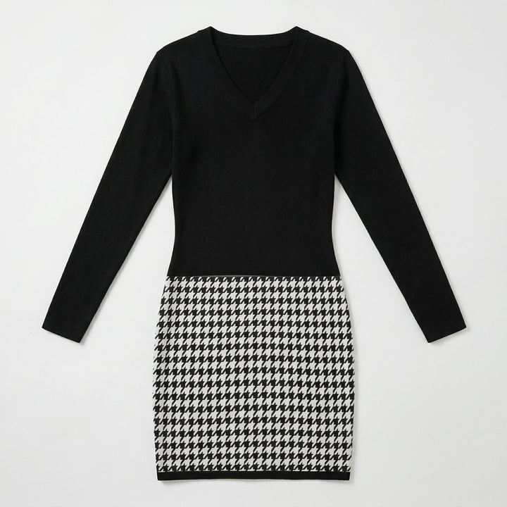 Minikleid liegend, V-Ausschnitt und Hahnentritt-Rock von vorne