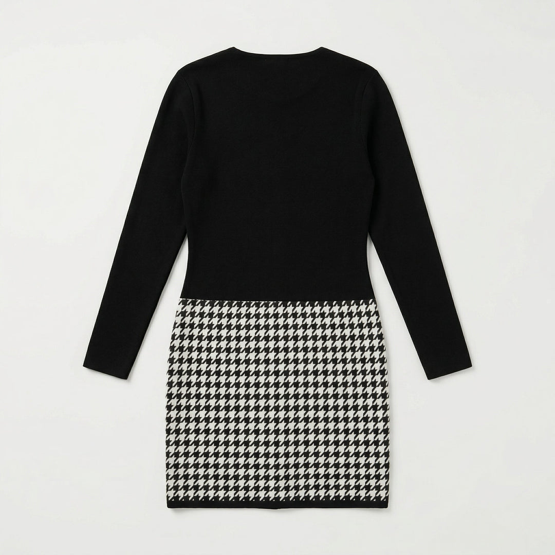 Minikleid liegend, Rückansicht, schwarzes Oberteil mit Hahnentritt-Rock
