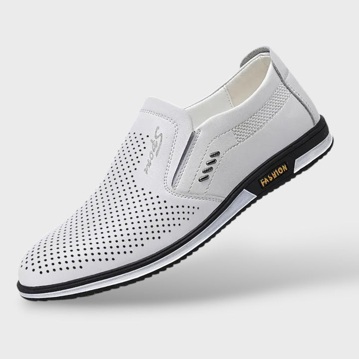 Herren Slip-On Loafer in Schwarz, flache Sohle, Draufsicht