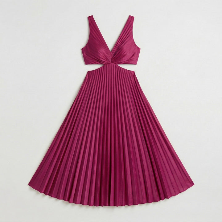 Magentafarbenes Midikleid mit V-Ausschnitt, seitlichem Cutout und Plisseerock, Produktansicht